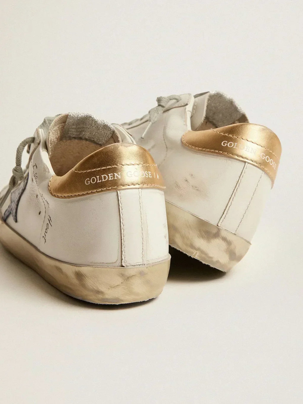 Super-Star sneakers with handwritten lettering and crocodile-print leather stars（Bargain price）