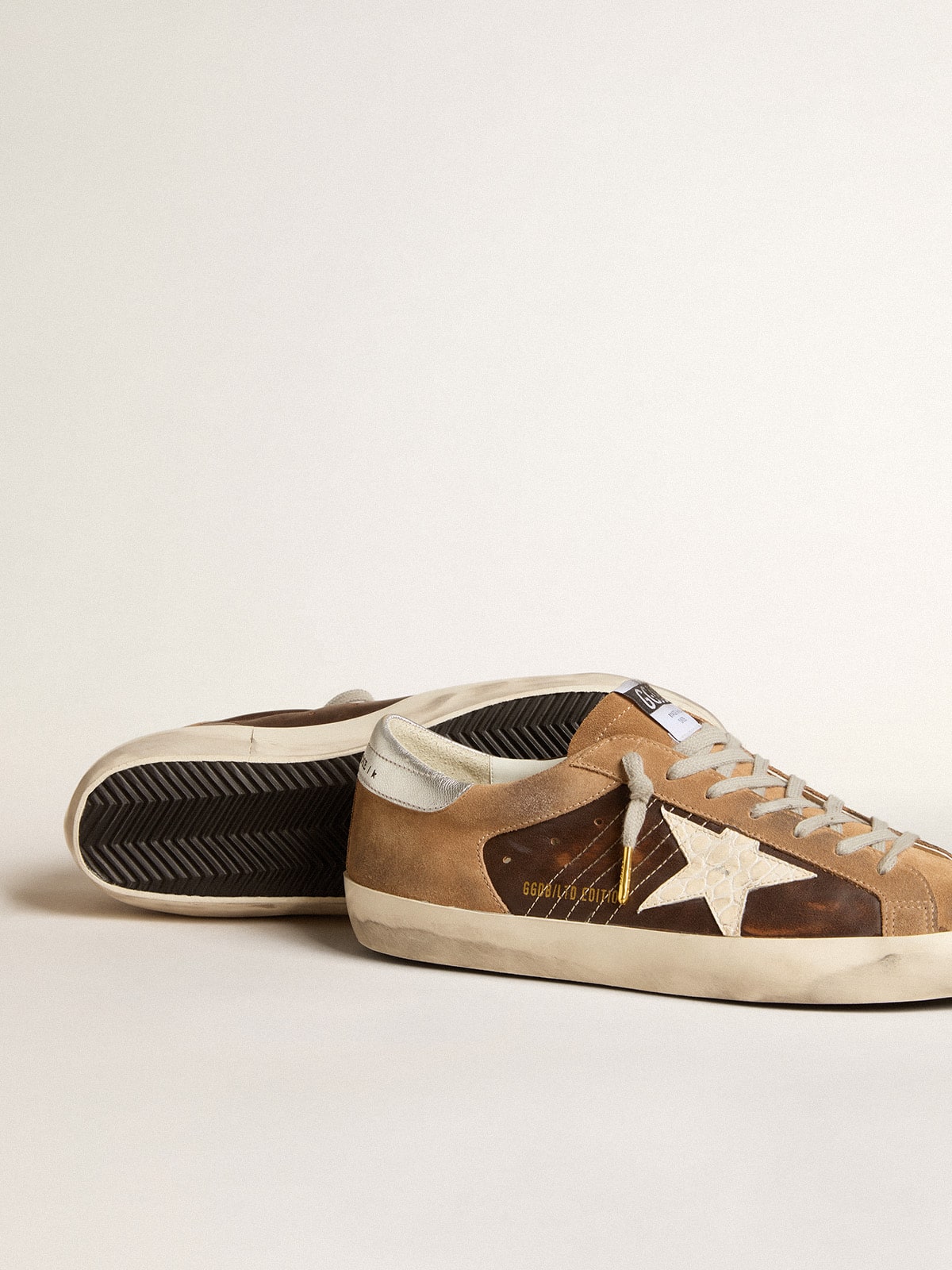 Super-Star LTD in brown leather and tobacco suede with white star